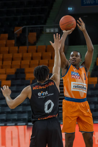 巴尔扎利等 巴尔扎利等