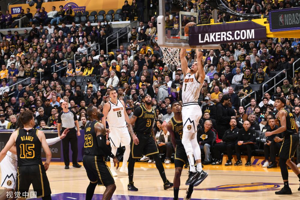 人提供了一 人提供了一